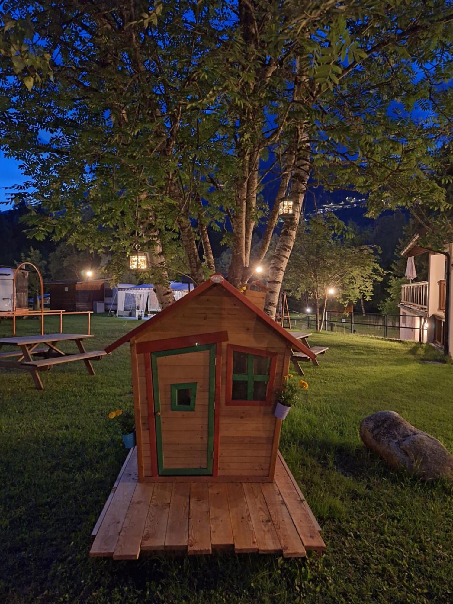 Chalet Presanella Temù Eksteriør bilde