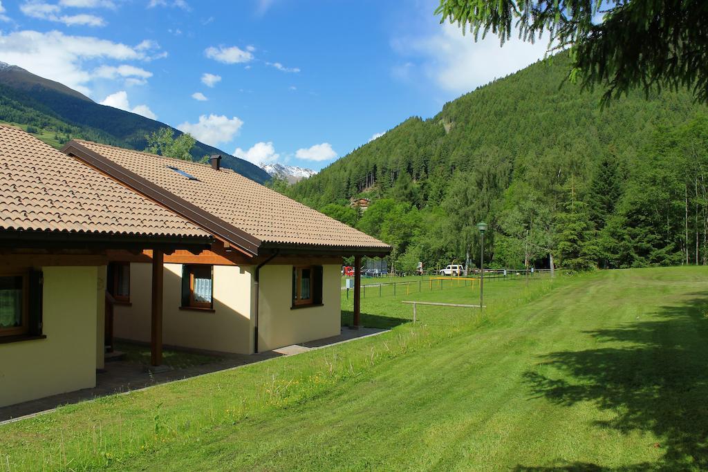 Chalet Presanella Temù Eksteriør bilde